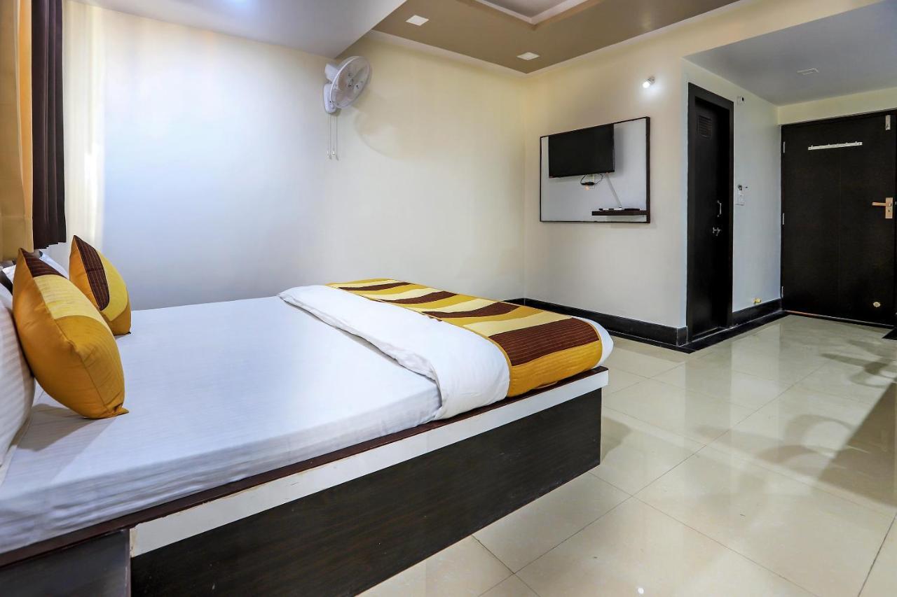 Oyo 11840 Hotel Venus Ατζμέρ Εξωτερικό φωτογραφία